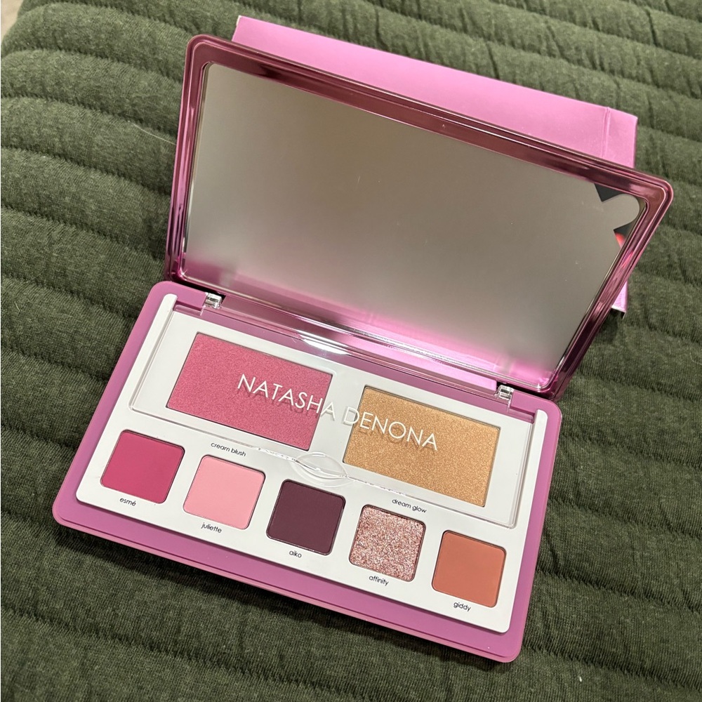 NIB Natasha Denona Love Face Eyeshadow & Cheek Essential Palette